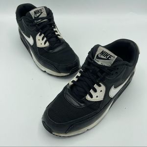 wmns air max 90 essential